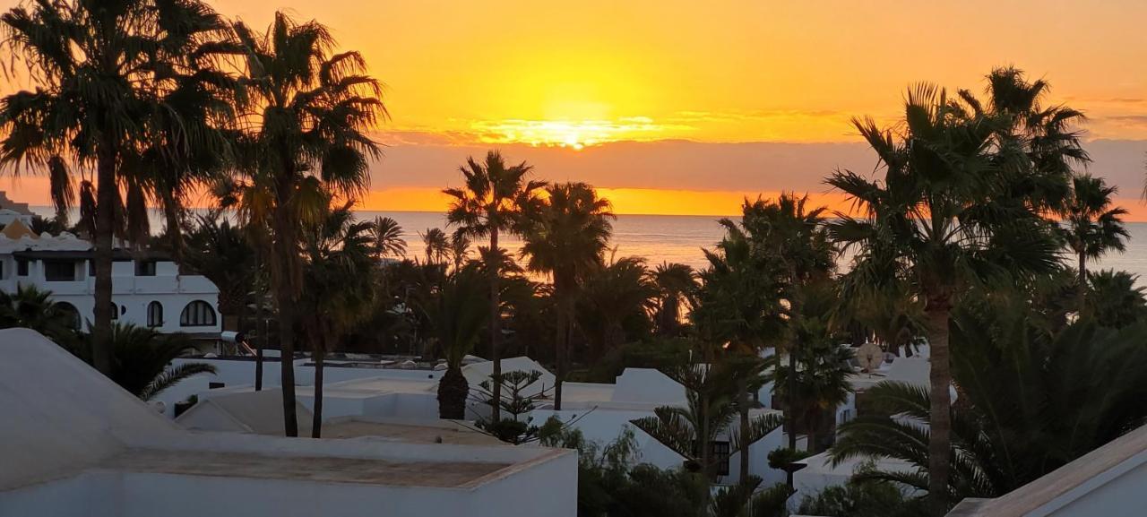 Appartement Casahost Bastian Boutique II Seaview à Costa Teguise Extérieur photo