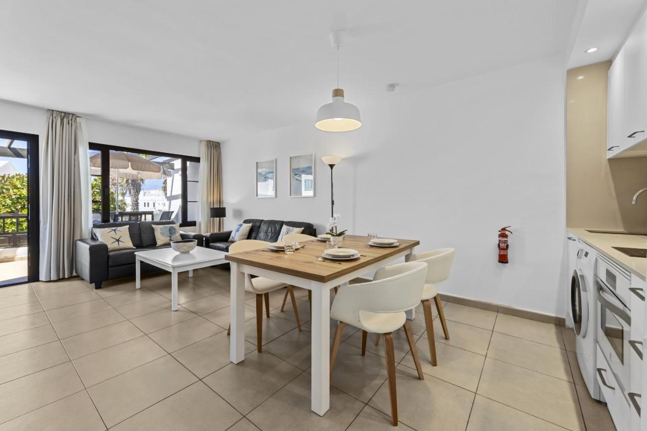 Appartement Casahost Bastian Boutique II Seaview à Costa Teguise Extérieur photo