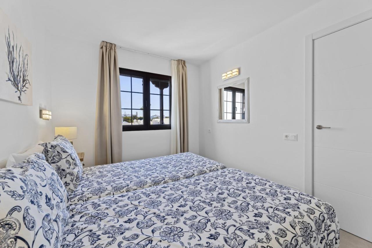 Appartement Casahost Bastian Boutique II Seaview à Costa Teguise Extérieur photo